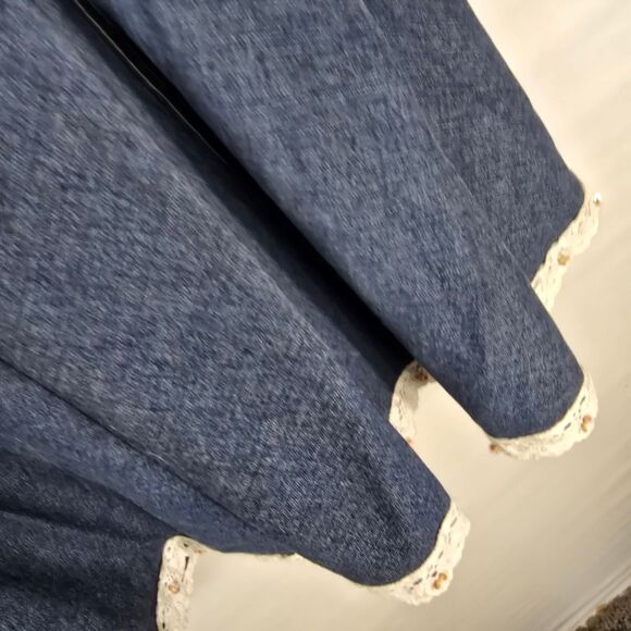 Live a Little Denim Skirt with Lace Hem Y2k  Size 10 - Picture 9 of 14